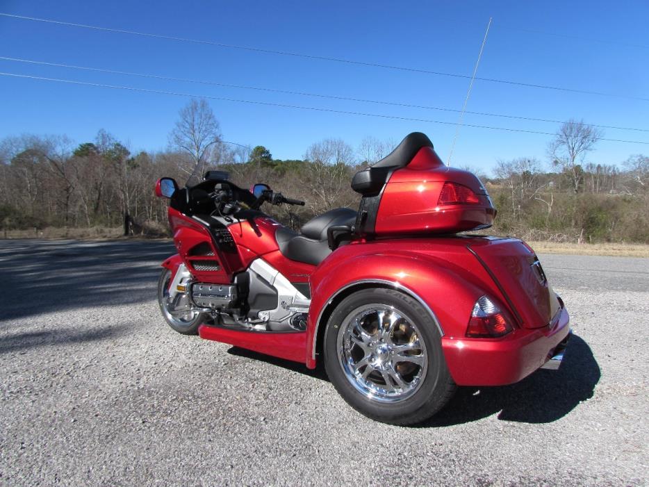 2016 Honda GOLDWING GL1800 ROADSMITH HTS TRIKE WITH RUNNING BOARDS