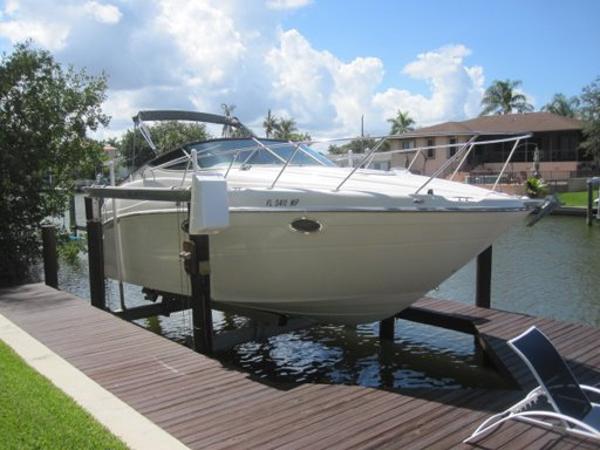 2001 Maxum 2700 SCR