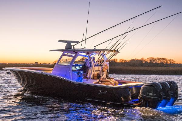 2015 Scout Boats 350 LXF