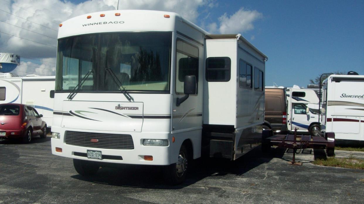 2006 Winnebago SIGHTSEER 30B