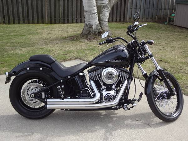 2011 Harley-Davidson BLACKLINE