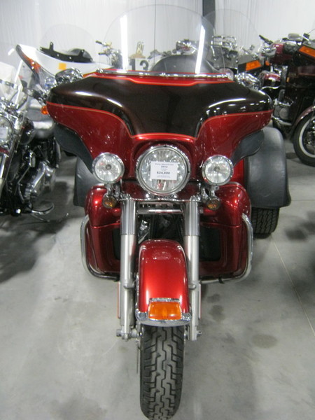 2012 Harley-Davidson FLHTCUTG - Tri Glide Ultra Classic