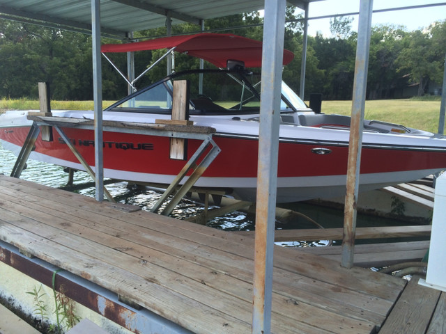 2014 Correct Craft Ski Nautique 200