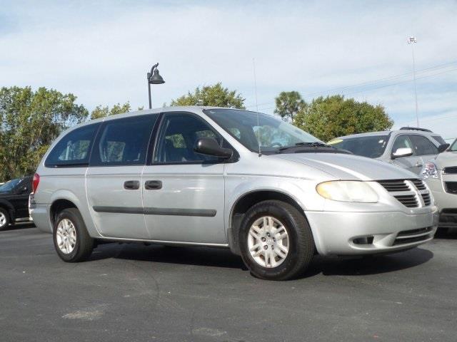 2005 Dodge Grand Caravan SE
