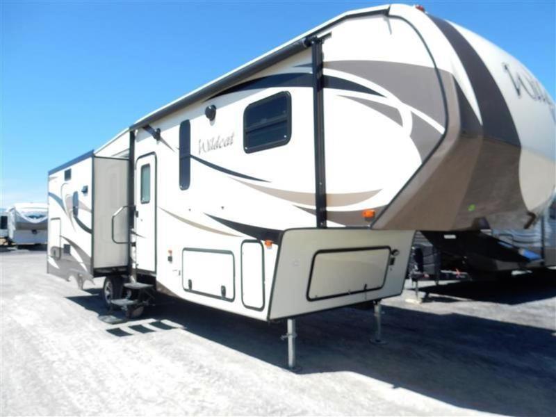 2017 Forest River Wildcat Fifth Wheels 29RLX