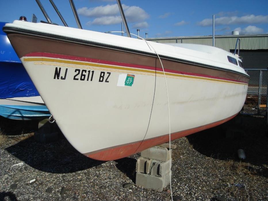 1982 Other 25' Sailboat