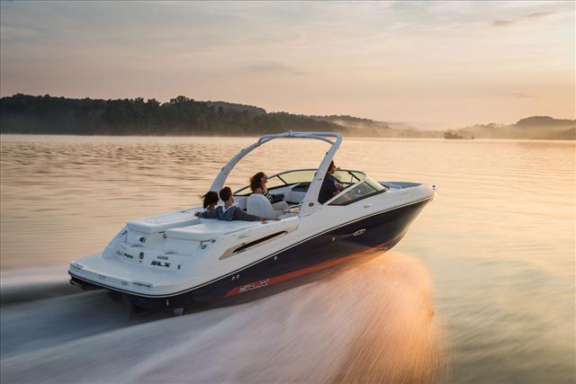 2015 Sea Ray 250 SLX