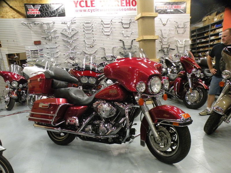 2004 Harley-Davidson FLHTC Electra Glide Classic