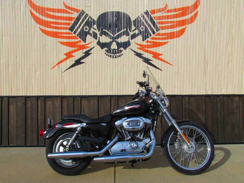 2009 Harley-Davidson XL1200C - Sportster 1200 Custom