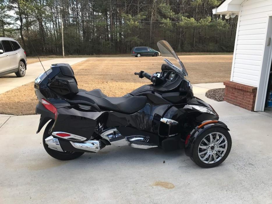 2013 Can-Am SPYDER RT LIMITED