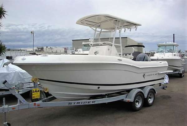 2017 Striper 200 Center Console