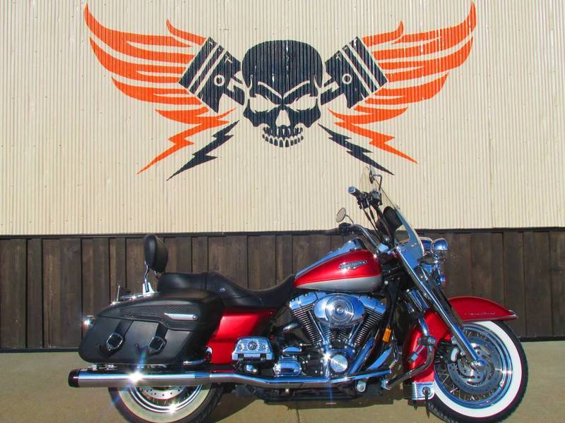 2005 Harley-Davidson FLHRCI - Road King Classic