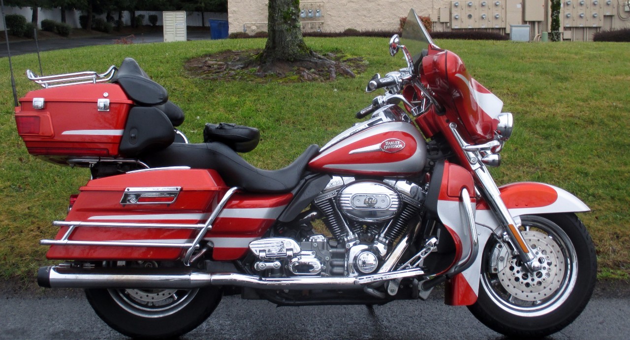 2008 Harley Davidson FLHTCUSE