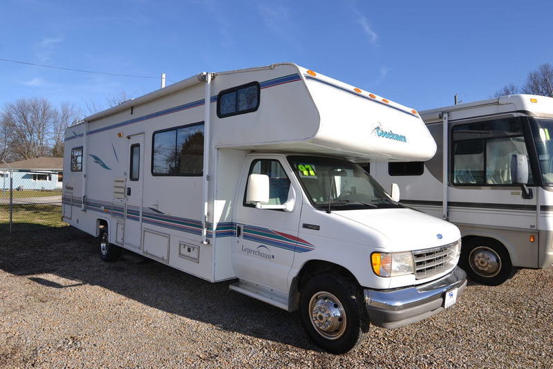 Coachman Leprechaun 305mb RVs for sale