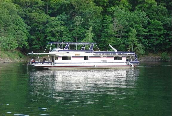 1988 Sumerset 16 x 70 Houseboat