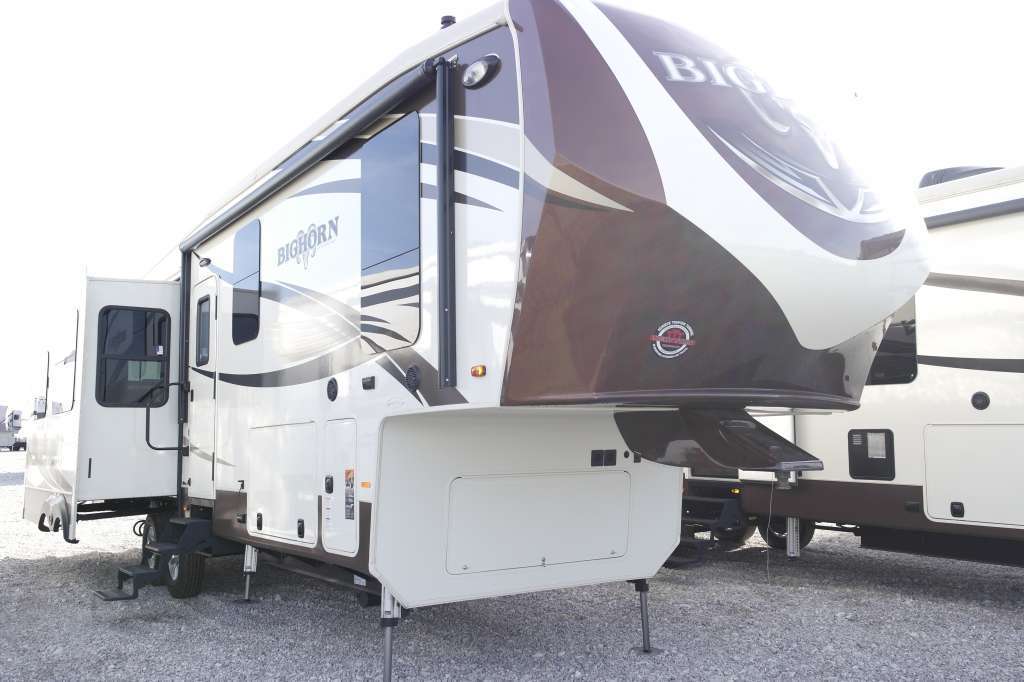 2017 Heartland Rv Bighorn 3270RS