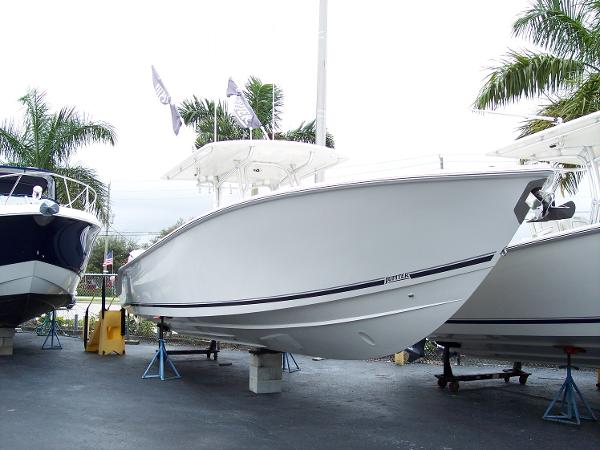 2017 Jupiter 38 FS Hybrid