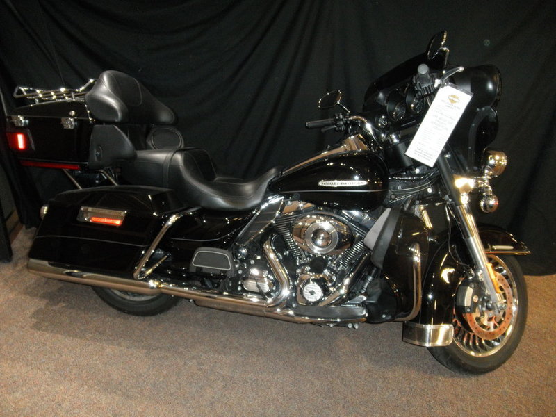 2011 Harley-Davidson FLHTK - Electra Glide Ultra Limited