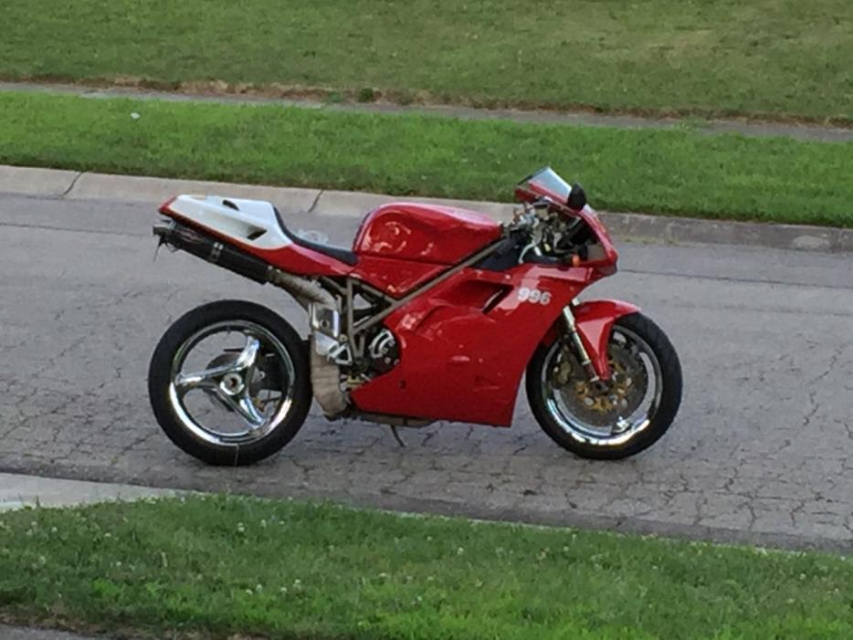 1999 Ducati SUPERBIKE 996