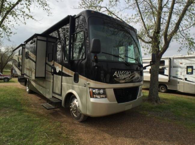 2011 Tiffin Motorhomes ALLEGRO 35QBA