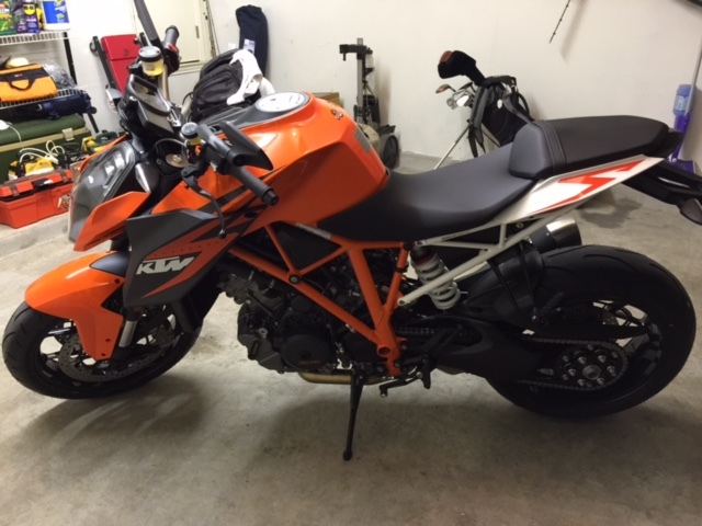 2015 KTM 1290 SUPER DUKE R