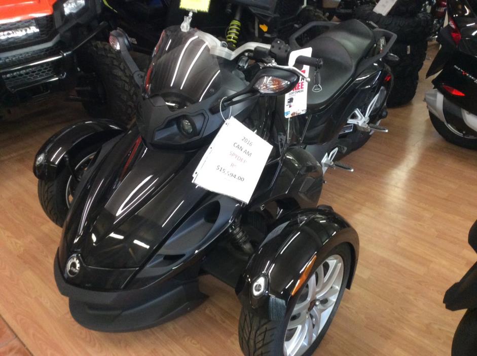 2016 Can-Am Spyder RS SM5