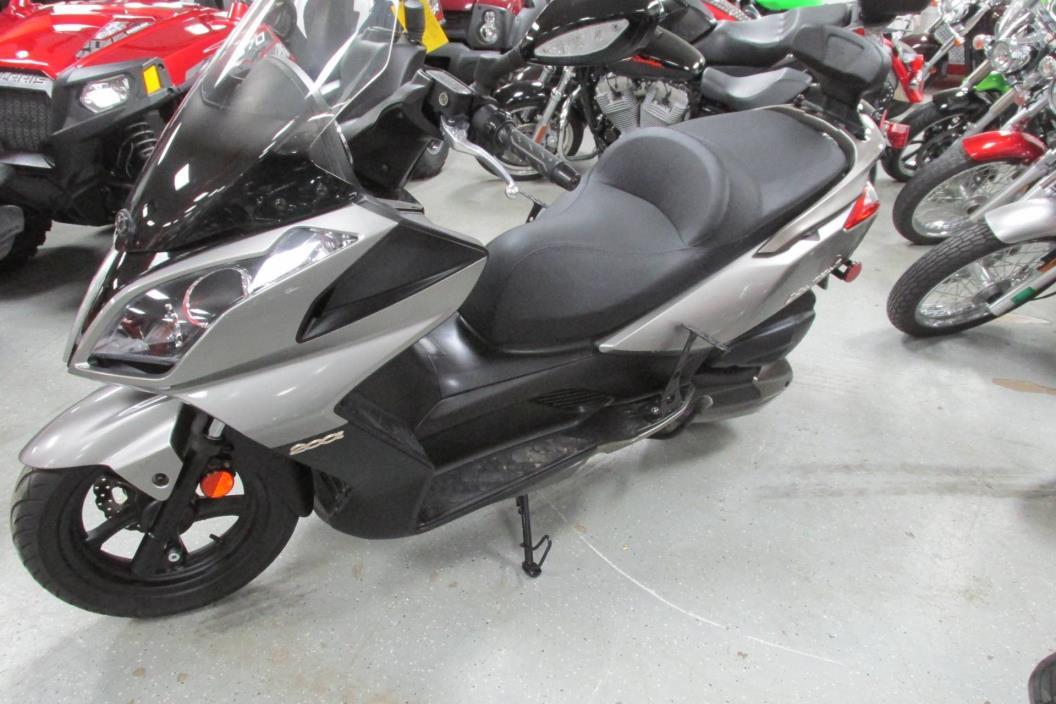 2012 Kymco Downtown 200i