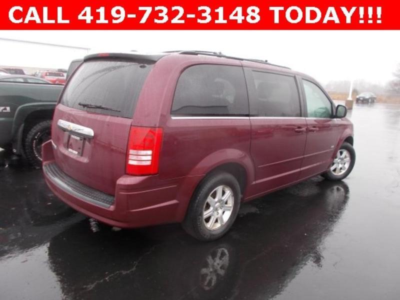 2008 Chrysler Town and Country Touring