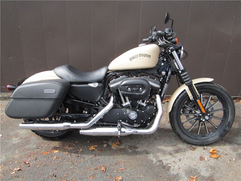 2015 Harley Davidson XL883N IRON