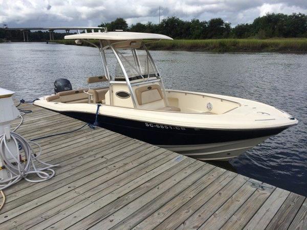 2009 Scout Boats 222SF