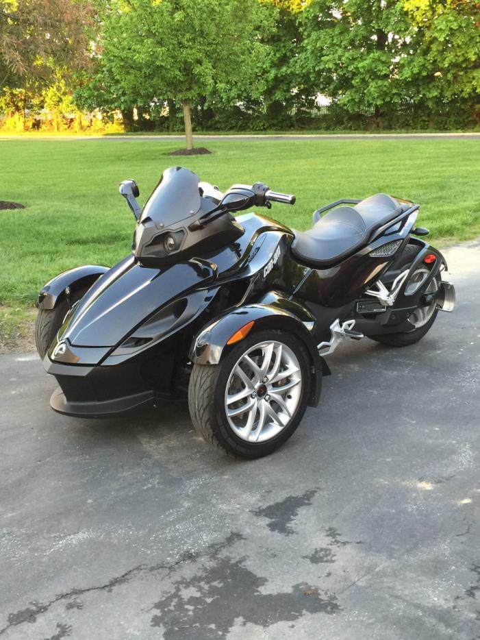 2014 Can-Am SPYDER RS SE5