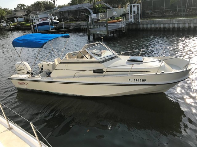 1985 Boston Whaler Revenge