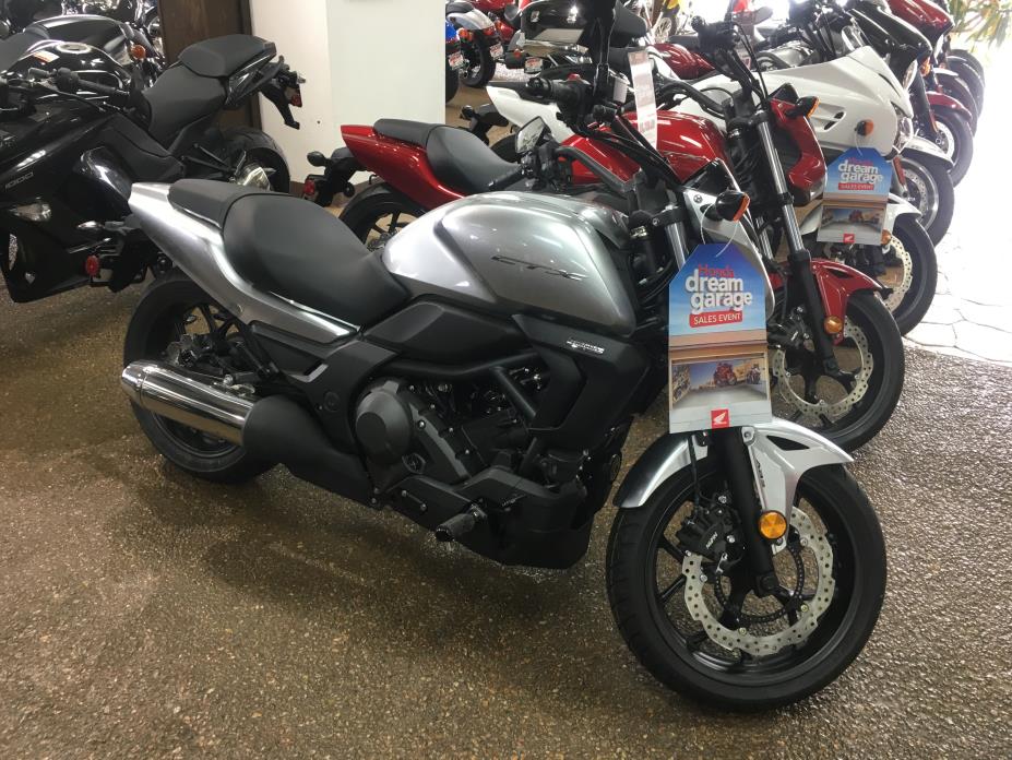 2015 Honda CTX 700N DCT ABS