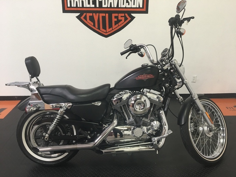 2013 Harley-Davidson XL1200V - Sportster Seventy-Two