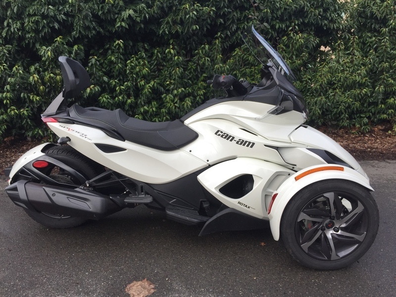 2014 Can-Am Spyder ST-S SE5