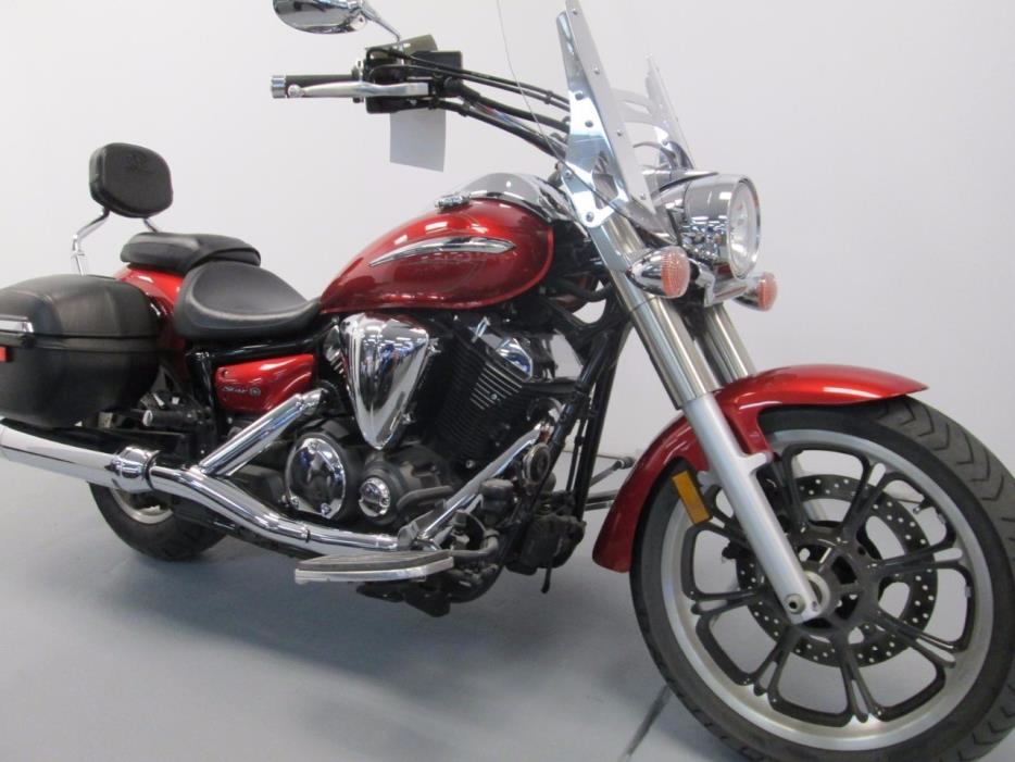 2011 Yamaha V-STAR 950 TOURER