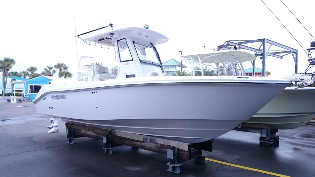 2015 EVERGLADES BOATS 255cc