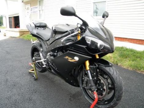 2008 Yamaha YZF R1