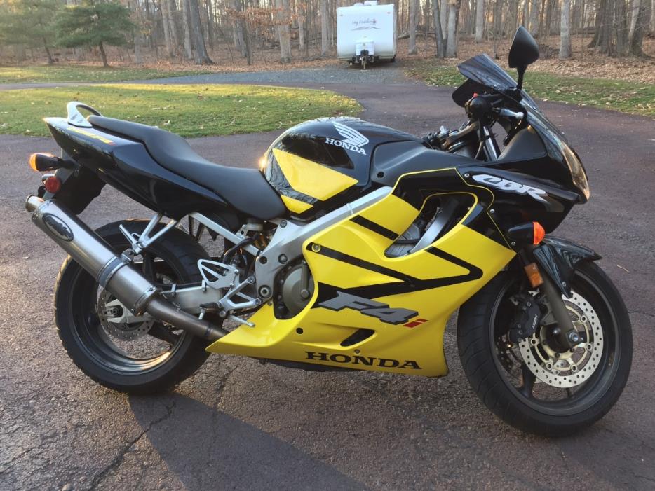 2004 Honda CBR 600F4I1