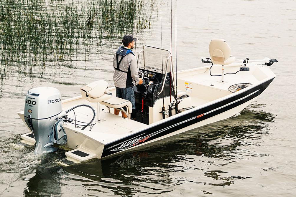 2017 Alumacraft MV 1860 AW Bay T