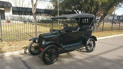 Ford : Model T BLACK 1917 model t touring car