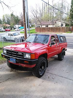Toyota : Other 2 door 1984 toyota 4 x 4 extra cab straight axle fantastic condition