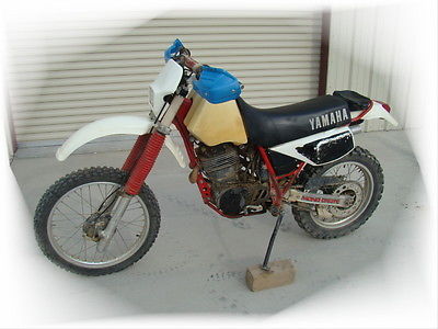 Yamaha : TT 1984 yamaha tt 600 dirt bike