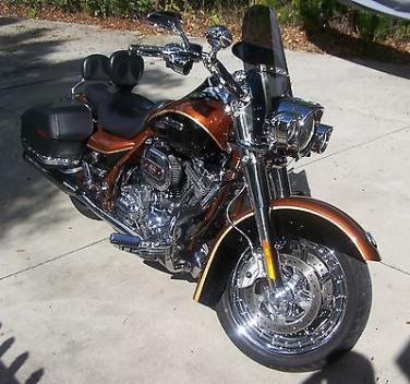 Harley-Davidson : Touring 2008 screaming eagle road king 105 th anniversary edition