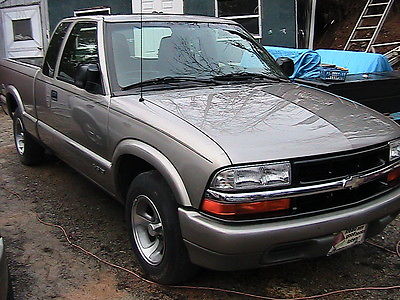 Chevrolet : S-10 Were the Secound Owner 98 chevy s 10 truck