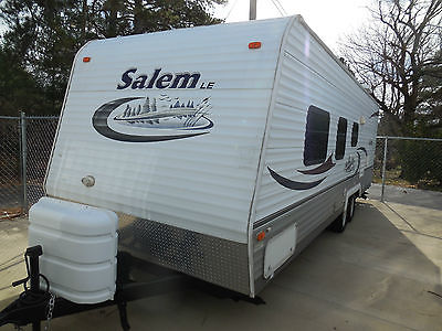 2006 Forest River Salem 27BH Lightweight Bunkhouse ,Sleeps 9 .4650 Pounds, Video