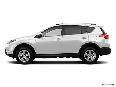Toyota : RAV4 FWD 4dr XLE FWD 4dr XLE Low Miles SUV Automatic Gasoline 2.5L 4 Cyl  WHITE