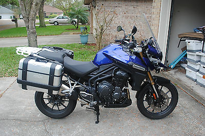 Triumph : Tiger 2013 triumph explorer with givi trekker sidecases low miles new condition