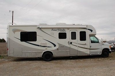 2005 Four Winds Siesta 28BD with 1 Slide