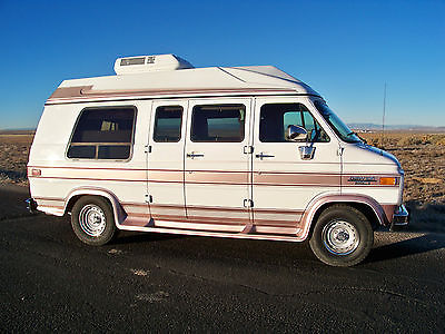 Jaw-Dropping Chevrolet G20 Rocky Ridge Weekender Camper Van Sells With No  Reserve - autoevolution